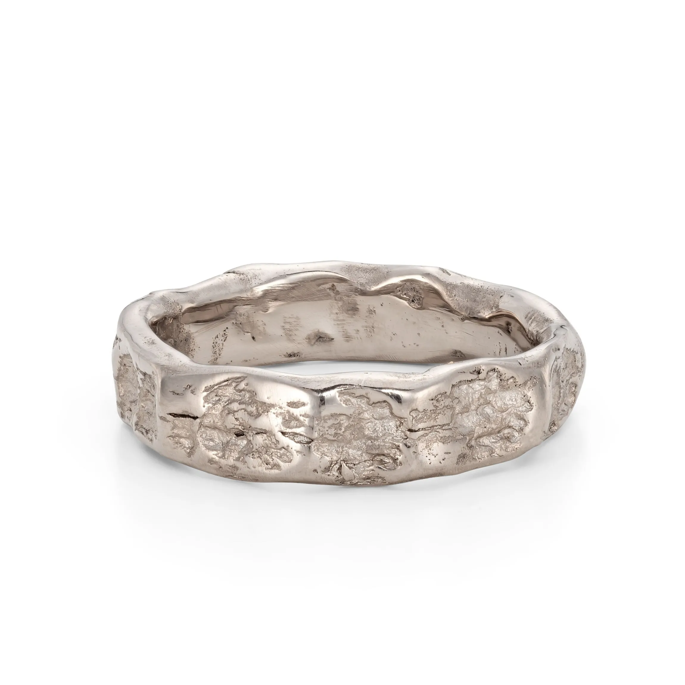 Cockle Medium Ring 18ct White Gold
