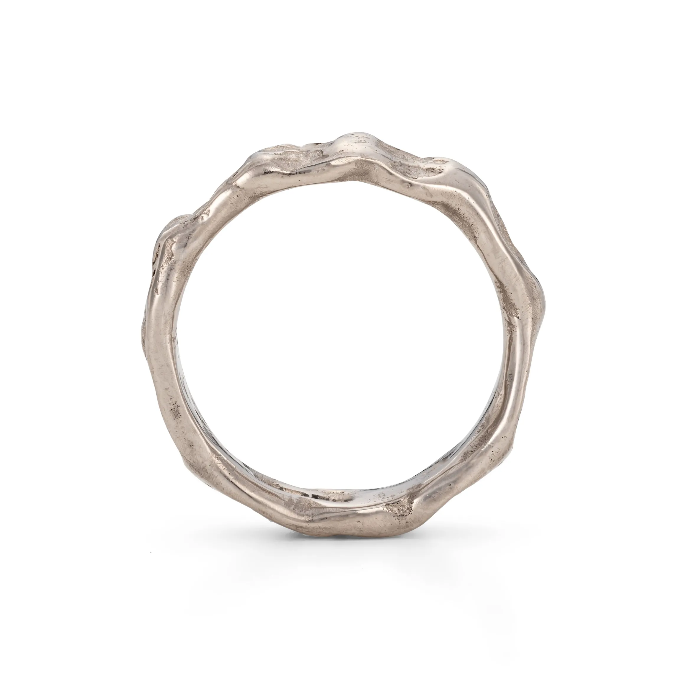 Cockle Medium Ring 18ct White Gold