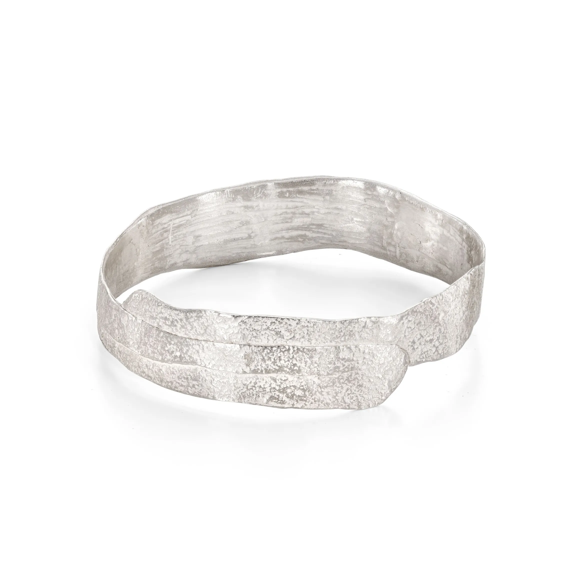 Rock Ribbon Bangle Silver