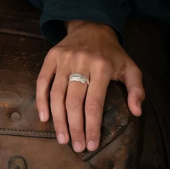 Rock Wrap Ring Silver