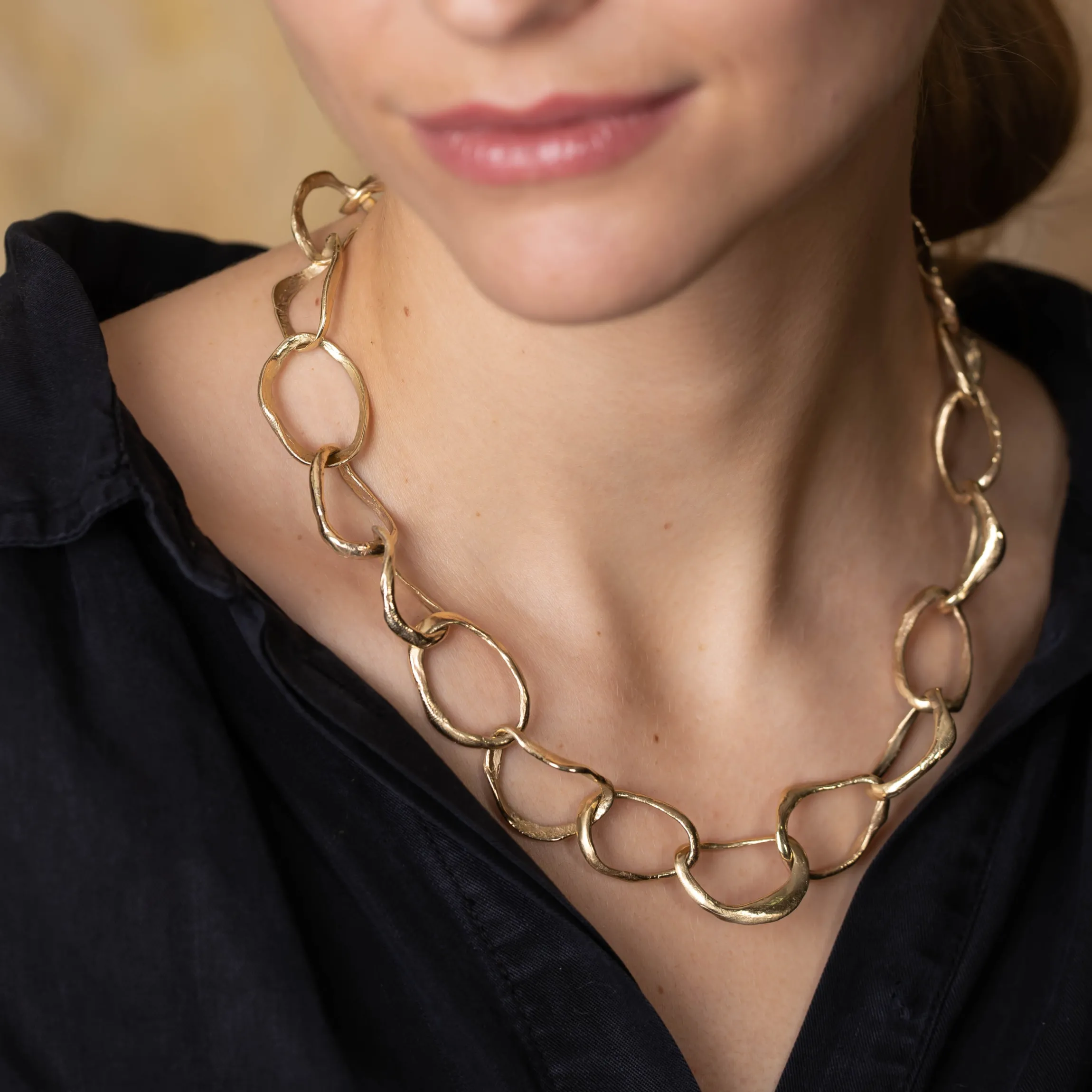 Stone Drawing Necklace 9ct Gold