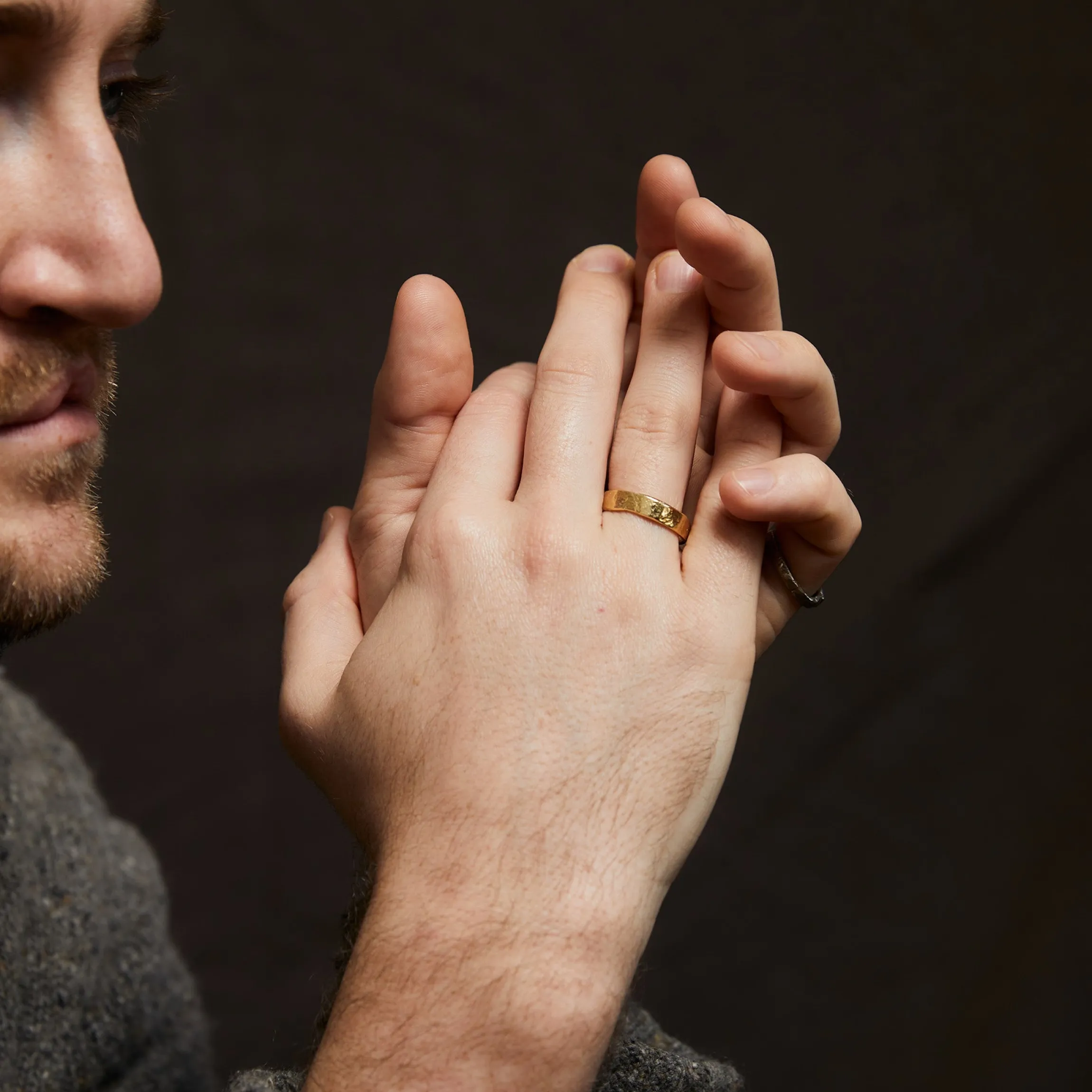 Stone Medium Ring 18ct Gold